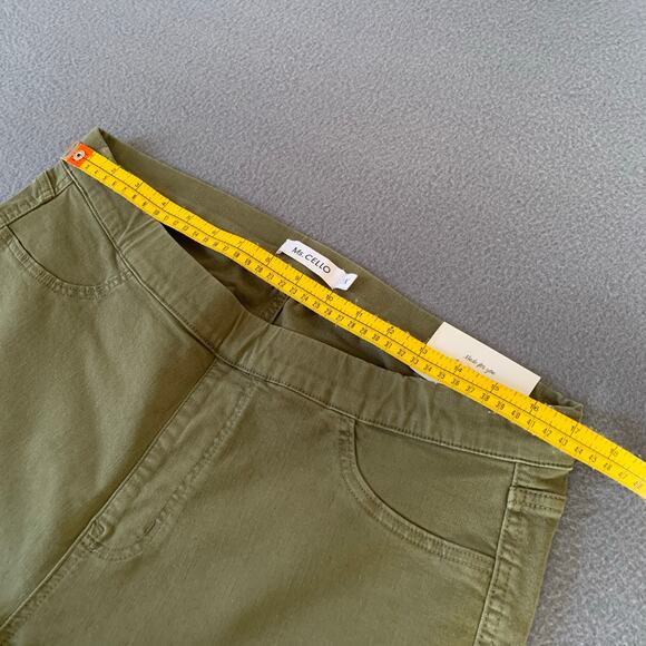 NWT Ms Cello Deluxe Comfort Stretch Olive Green Mid rise Pull On Flare Jeans 1X - Picture 6 of 8